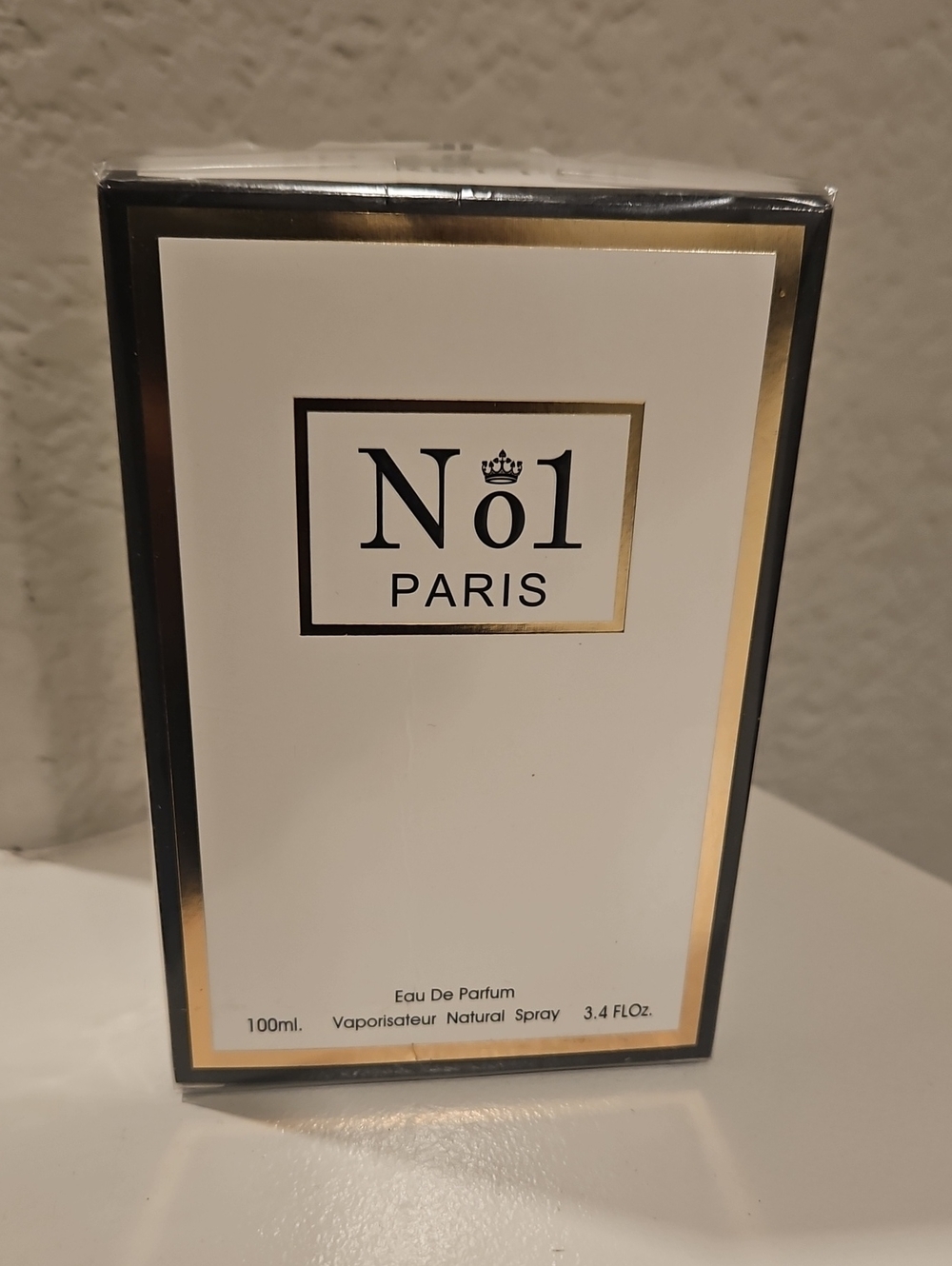 Eau de Parfum - White & Gold Packaging